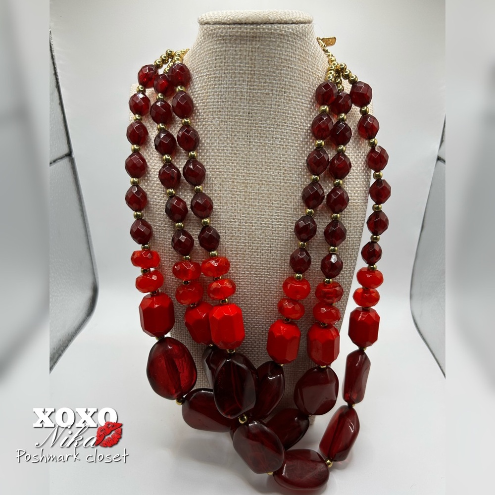 Elegant Red Beaded Necklace Set